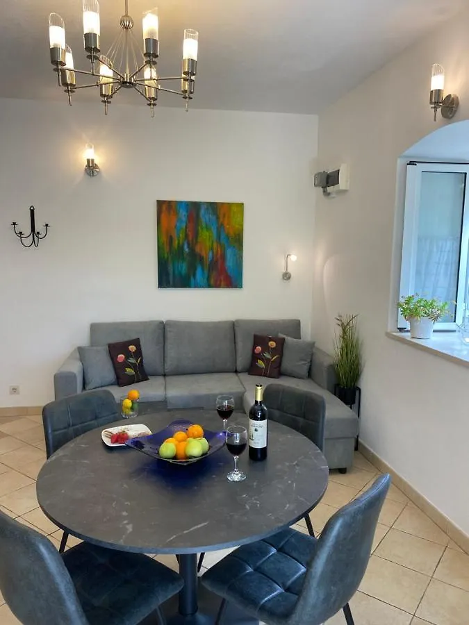 Mediterano Apartment - City Center 斯普利特 0*,  克罗地亚